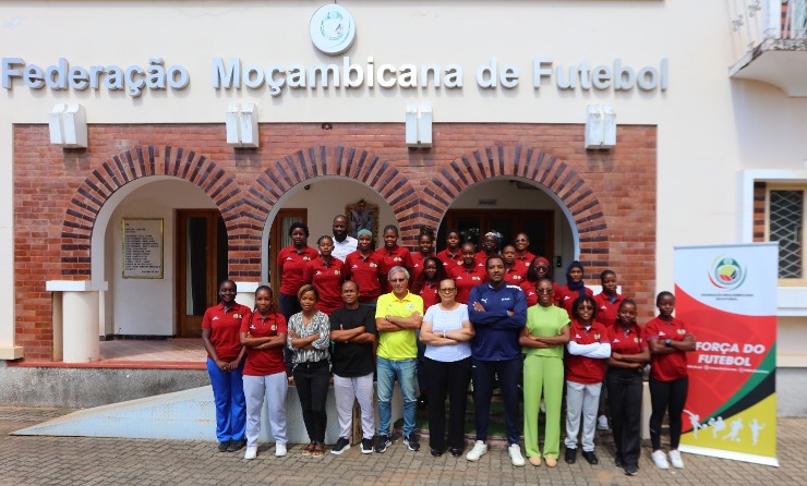 FMF forma 22 treinadoras no curso do Nível-C da CAF
